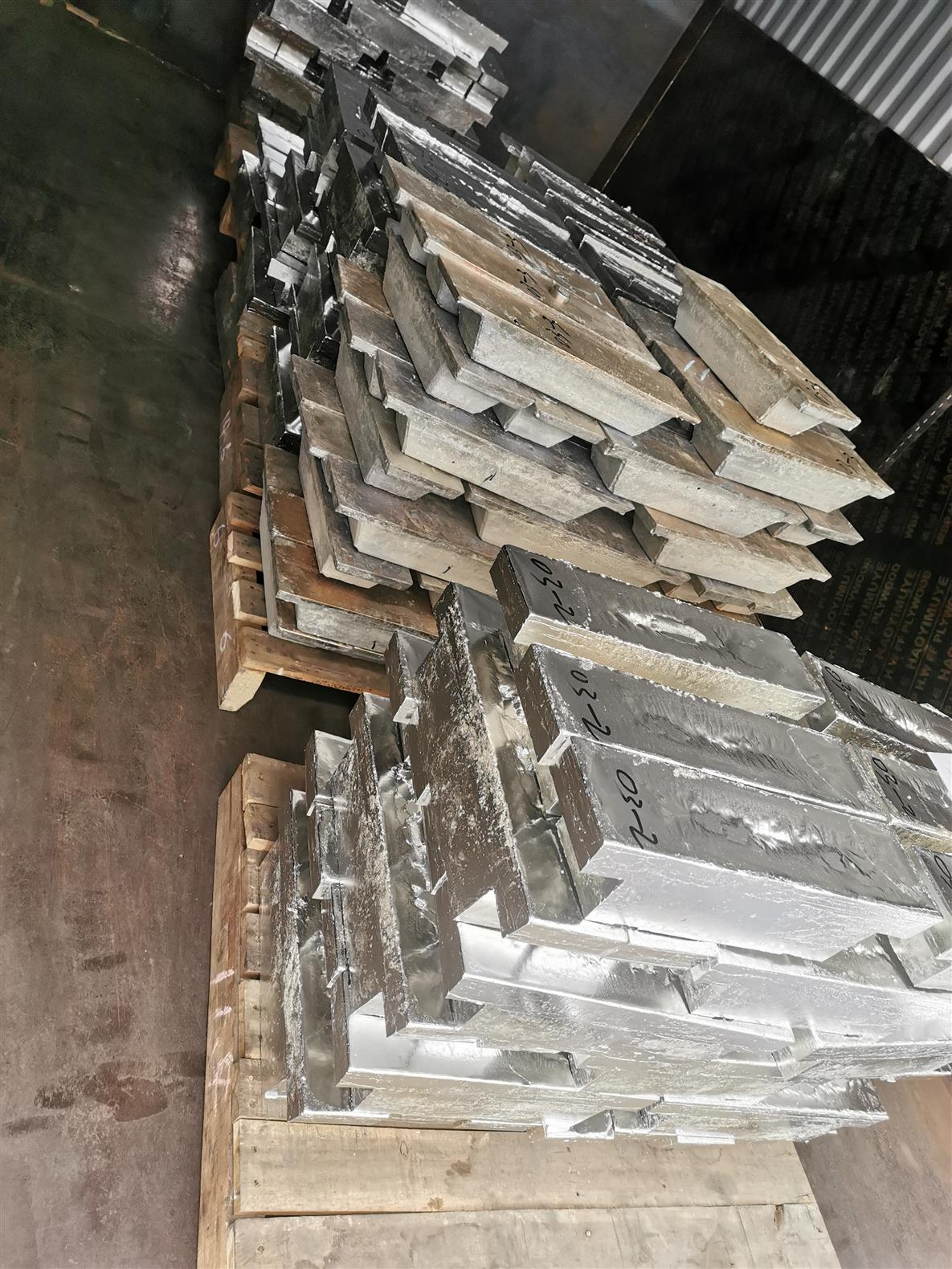 遼陽(yáng)地區(qū)錫錠回收 行業(yè)現(xiàn)狀、流程解析與價(jià)值指南